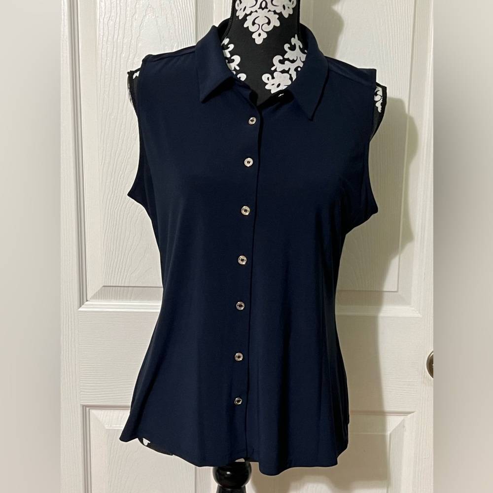 Tommy Hilfiger Women's Sleeveless Button-up blouse